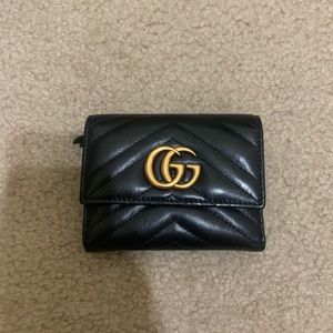 Gucci GG marmont matelasse leather wallet